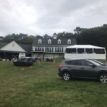 Delaplane Cellars - Plenty of parking. - Wineries Near Me - Delaplane, Virginia Delaplane Cellars - Plenty of parking. - Wineries Near Me - Delaplane, Virginia