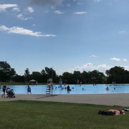 Huge pool!