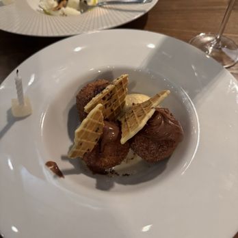 Allora - Wine Bars Near Me - Sacramento, California Allora - Wine Bars Near Me - Sacramento, California