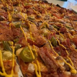 Pizza House - Cheeseburger bacon pizza. Ready good!