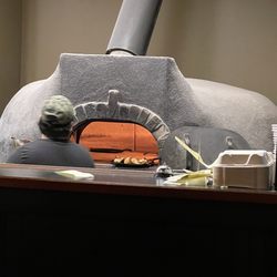 8 Fifty Wood Fired Pizza - Wood fire oven