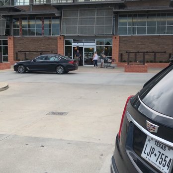 Central Market - Outside - Grocery Near Me - Houston, Texas