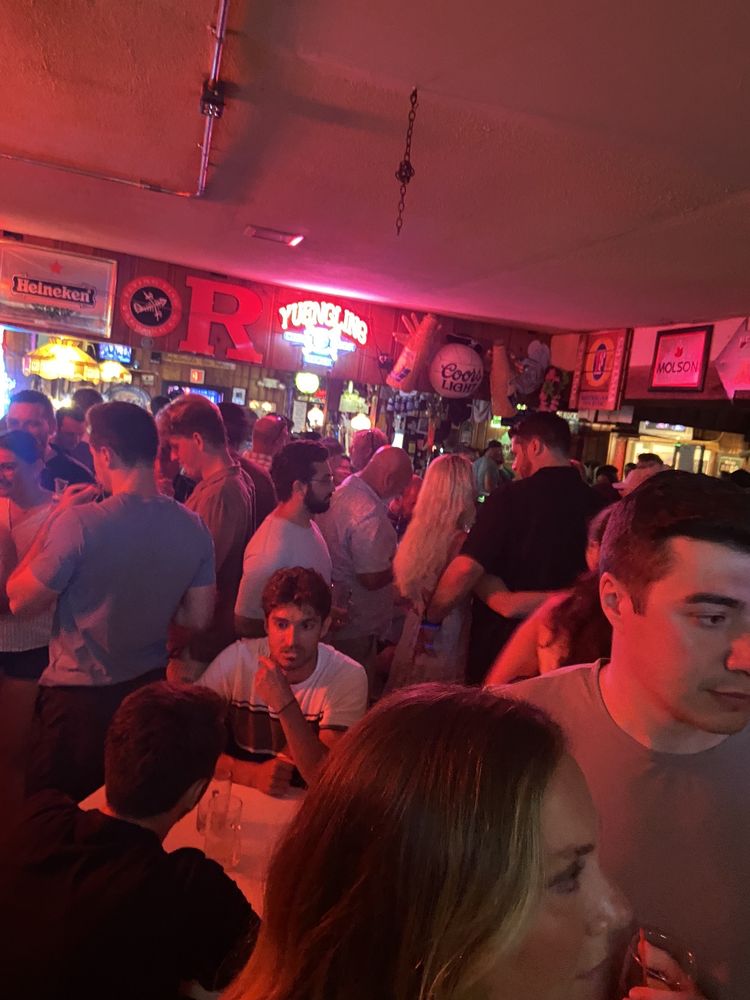Hudson House Bar Image