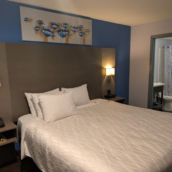 Silicon Valley Inn - Hotels Near Me - Belmont, California Silicon Valley Inn - Hotels Near Me - Belmont, California