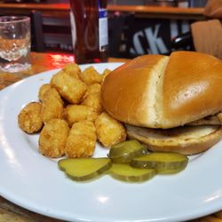 Pitchers Sports Restaurant