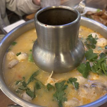 Weera Thai Kitchen - Chinatown - Tom Kah Seafood - Thai Near Me - Las Vegas, Nevada Weera Thai Kitchen - Chinatown - Tom Kah Seafood - Thai Near Me - Las Vegas, Nevada