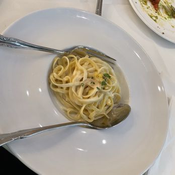 Cècile Trattoria - Lemon pasta - Italian Near Me - Glendale, California Cècile Trattoria - Lemon pasta - Italian Near Me - Glendale, California