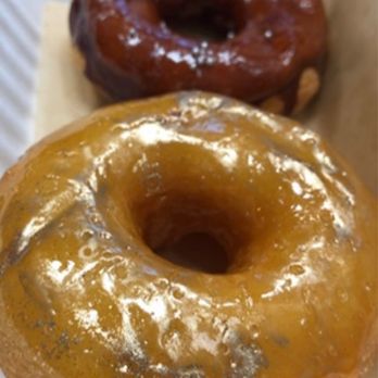 AlimamaTea - Brulee Mochi Donut and Sweet and Savory Mochi Donut - Desserts Near Me - New York, New York