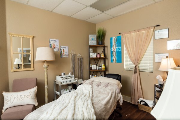 Glass Facial - We are now offering what's called a glass facial by utilizing O2 to Derm therapy. How it works is Oxygen helps to quickly regenerate damaged cells as an essential energy source, helps to decompose and remove lactic acid, which is a fatigue substance, and to improve memory and concentration. Oxygen at 90% concentration is generated. It promptly regenerates damaged cells, promotes skin respiration, find skin aging prevention and regain vitality. Glass Facial - We are now offering what's called a glass facial by utilizing O2 to Derm therapy. How it works is Oxygen helps to quickly regenerate damaged cells as an essential energy source, helps to decompose and remove lactic acid, which is a fatigue substance, and to improve memory and concentration. Oxygen at 90% concentration is generated. It promptly regenerates damaged cells, promotes skin respiration, find skin aging prevention and regain vitality.