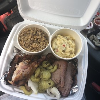 Bigg Belly BBQ - chicken, brisket, dirty rice, and potato salad! - Food Trucks Near Me - Austin, Texas Bigg Belly BBQ - chicken, brisket, dirty rice, and potato salad! - Food Trucks Near Me - Austin, Texas