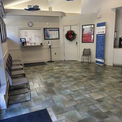 ARCpoint Labs of Charleston - Entrance to lobby
