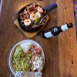 Su Casa Bar and Grill - Combo Fajitas