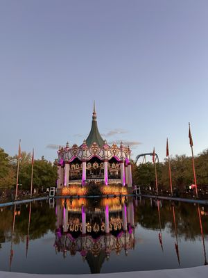Six Flags Great America by null