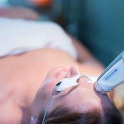 Vasu Skin Solutions - Elos Plus laser - Sublative