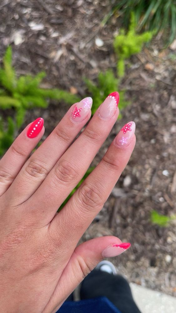 Posh Nails Logo