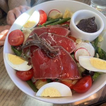 Chez Maman West - Frisee Salad - French Near Me - San Francisco, California