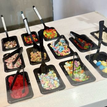 Nella's Frozen Yogurt - Toppings - Ice Cream & Frozen Yogurt Near Me - Littleton, Colorado Nella's Frozen Yogurt - Toppings - Ice Cream & Frozen Yogurt Near Me - Littleton, Colorado