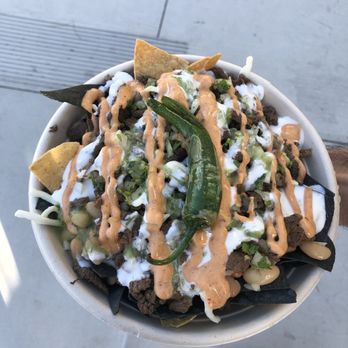 La Tiznada - Carne Asada Nachos - Food Trucks Near Me - Irvine, California