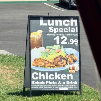 Cafe X2O, La Verne - Lunch special sign - Mediterranean Near Me - La Verne, California Cafe X2O, La Verne - Lunch special sign - Mediterranean Near Me - La Verne, California