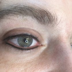 Everlasting Elegance - No smudge permanent eyeliner.