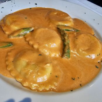 Casa di Fratelli - Lobster Ravioli w/Fresh Asparagus - Italian Near Me - Westbury, New York Casa di Fratelli - Lobster Ravioli w/Fresh Asparagus - Italian Near Me - Westbury, New York
