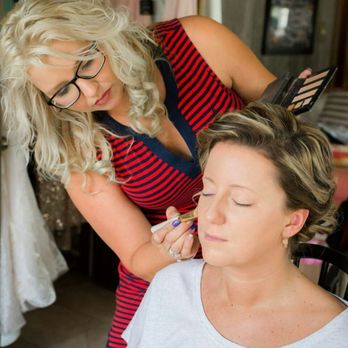 Curl Up or Dye - Hair Salons Near Me - Petersburg, Virginia Curl Up or Dye - Hair Salons Near Me - Petersburg, Virginia