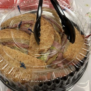 Schlotzsky's - Delis Near Me - Maumee, Ohio