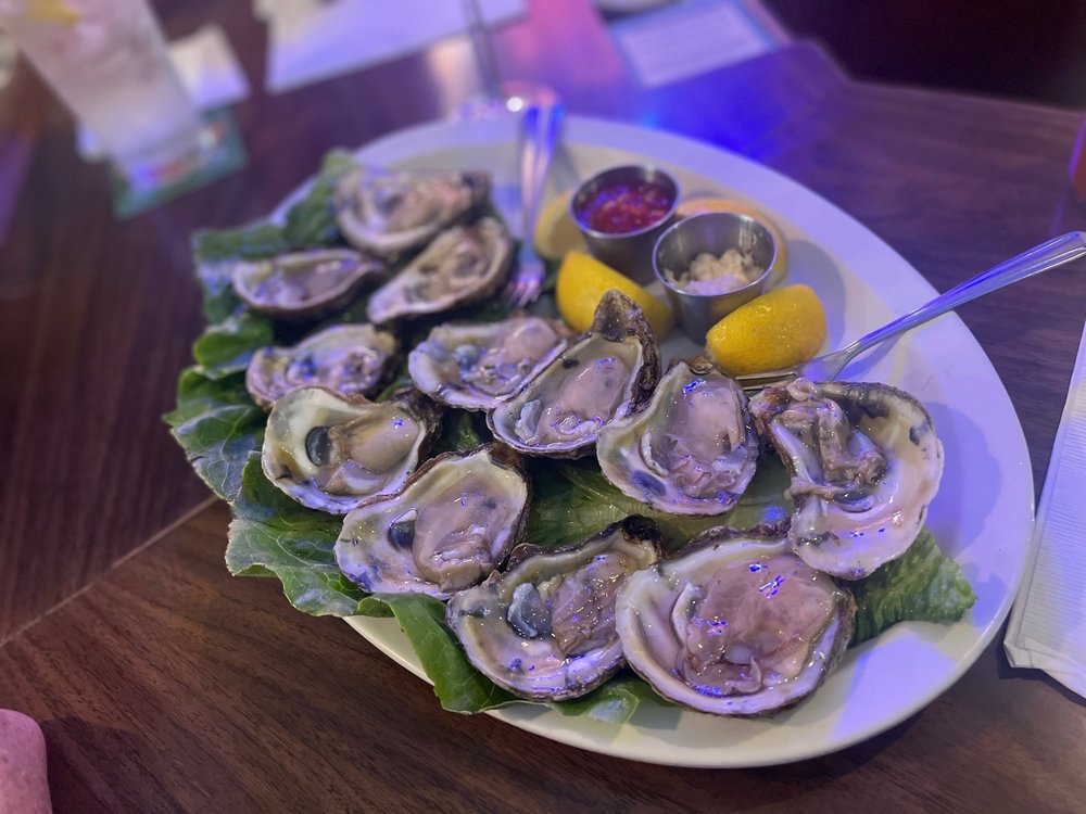 POWELL’S STEAMER CO. & PUB 71 Photos & 157 Reviews 425 Main St