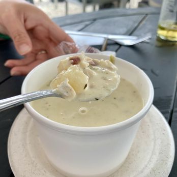 Frisbee's Wharf - Seafood chowder - Seafood Near Me - Kittery Point, Maine