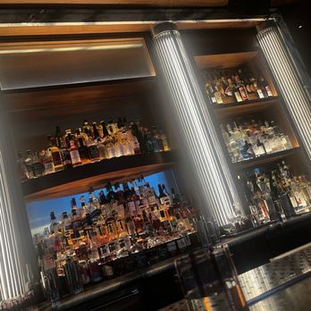 Tre Dita - Bar - Italian Near Me - Chicago, Illinois