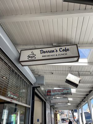 Darren's Café by null