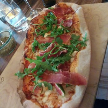 Trattoria Sogno - Pizza: Prosciutto di parma - Italian Near Me - HELSINKI, 18