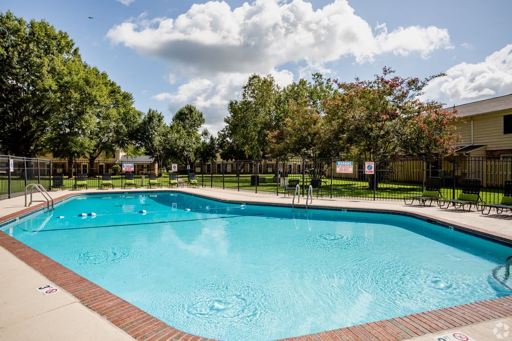 COLONY VILLAGE APARTMENTS Updated July 2024 34 Photos 3301 Brunswick Ave, New Bern, North