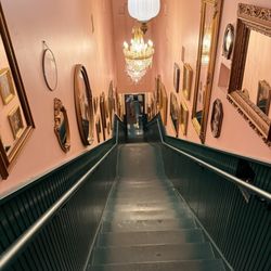 Bella Limone - Stairwell going up to the restaurant