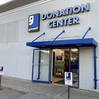 Goodwill Thrift Store & Donation Center - River Oaks - Donation center is on the left, so does the restrooms - Thrift Stores Near Me - Houston, Texas