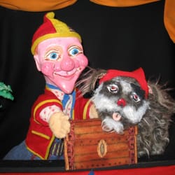 The Magical Moonshine Theatre - Chester's Pirate Adventure
