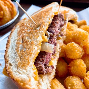 Bites and Pints Gastro Pub - Classic Burger Melt - Gastropubs Near Me - Greensboro, North Carolina Bites and Pints Gastro Pub - Classic Burger Melt - Gastropubs Near Me - Greensboro, North Carolina