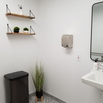 PCO Pediatric Dentistry and Orthodontics - Very clean restroom - Pediatric Dentists Near Me - Queens, New York
