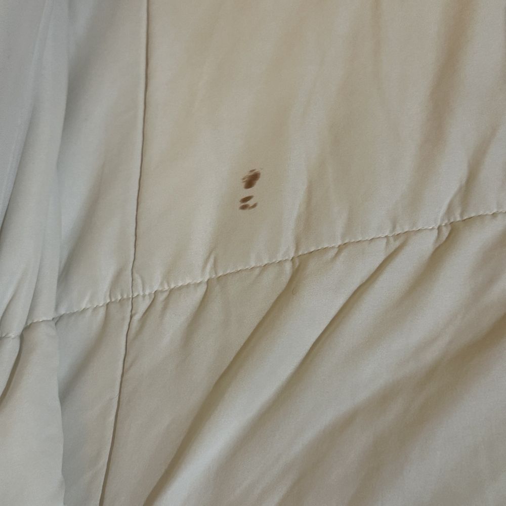 Lone Star Inn - dried blood on linen - Hotels Near Me - Decatur, Texas Lone Star Inn - dried blood on linen - Hotels Near Me - Decatur, Texas