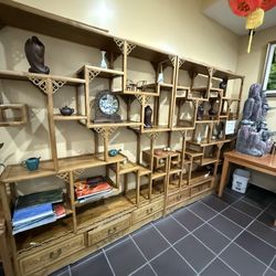 Ruiji Sichuan Cuisine - Decor