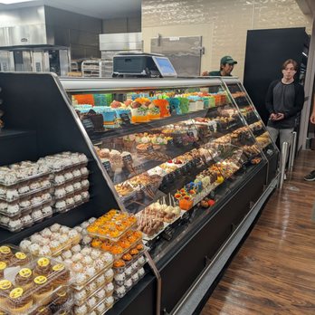 Caraluzzi's Danbury Market - Grocery Near Me - Danbury, Connecticut Caraluzzi's Danbury Market - Grocery Near Me - Danbury, Connecticut