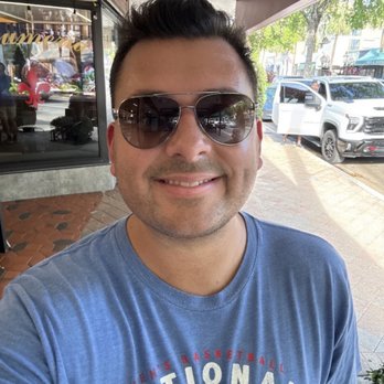 Sunglass Hut - Sunglasses Near Me - Fort Lauderdale, Florida Sunglass Hut - Sunglasses Near Me - Fort Lauderdale, Florida