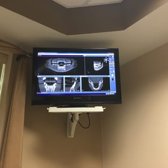 Roberto Monteagudo, DDS - WisconsinSmiles - My teeth in 3D! - Cosmetic Dentists Near Me - West Allis, Wisconsin