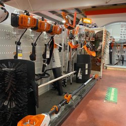 Gerard's Equipment - Photo