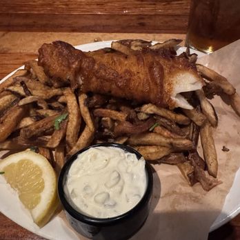 Von's 1000Spirits - Seattle Sourdough Wild Cod & Chips - New American Near Me - Seattle, Washington