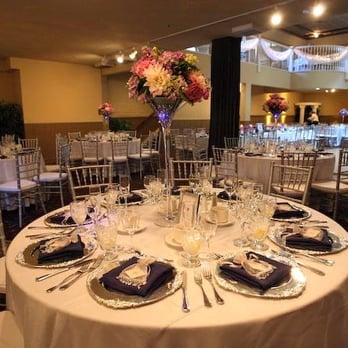 De Young Flowers - Centerpieces - Party & Event Planning Near Me - Campbell, California De Young Flowers - Centerpieces - Party & Event Planning Near Me - Campbell, California
