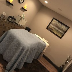 Essential Massage and Wellness - Massage room 1 of 4