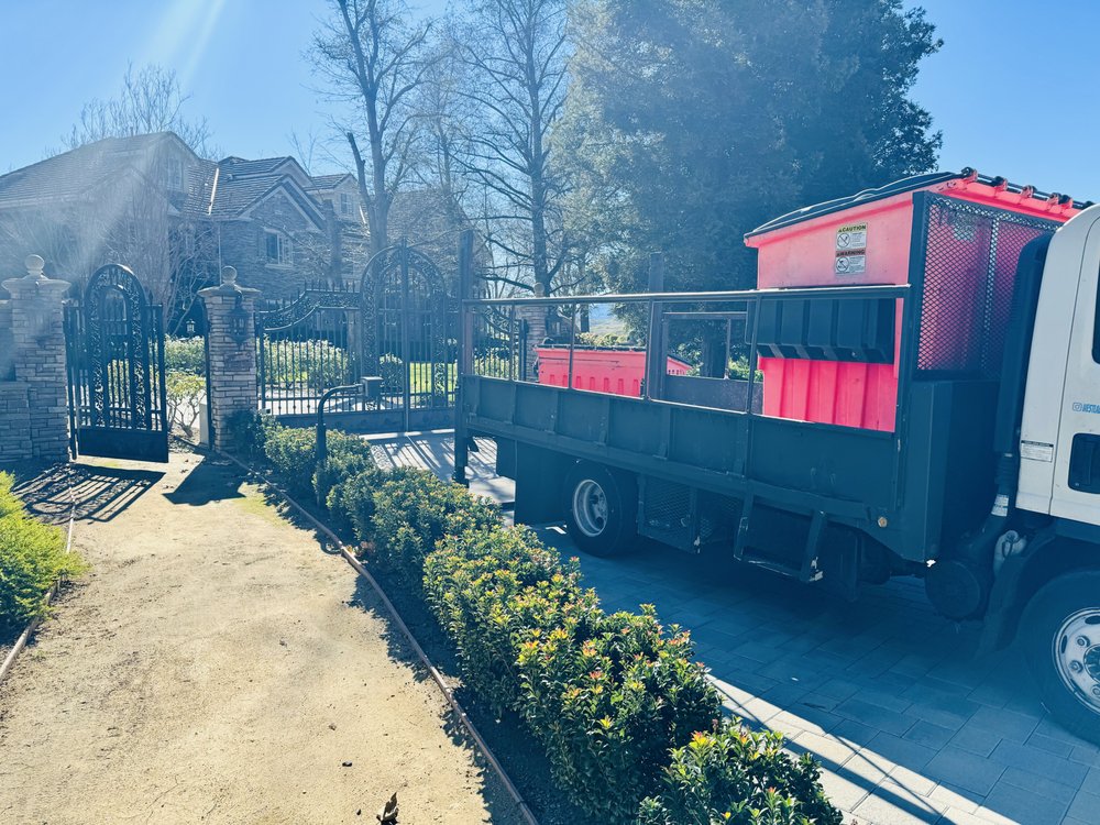 WEST LA BINS 105 Photos Los Angeles, California Dumpster Rental Phone Number Yelp