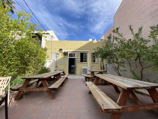 Las Palmas Brewing by null