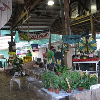 Long & Scott Farms - Inside the Market - Farmers Market Near Me - Mount Dora, Florida Long & Scott Farms - Inside the Market - Farmers Market Near Me - Mount Dora, Florida
